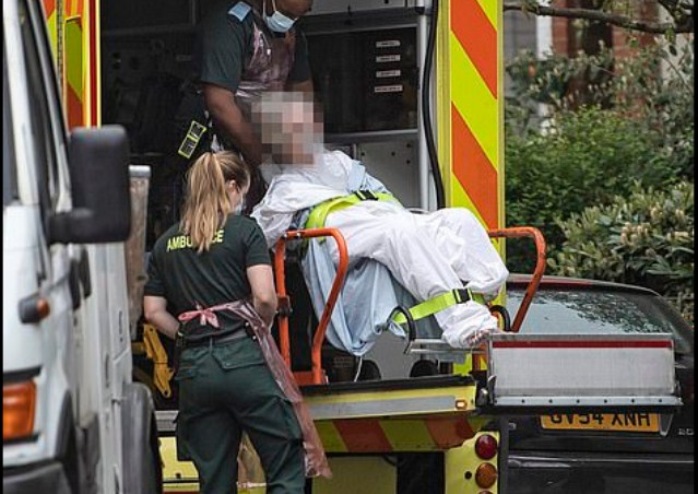 717 viktima në 24 orët e fundit në Britani, dita e tretë që numri është në rënie