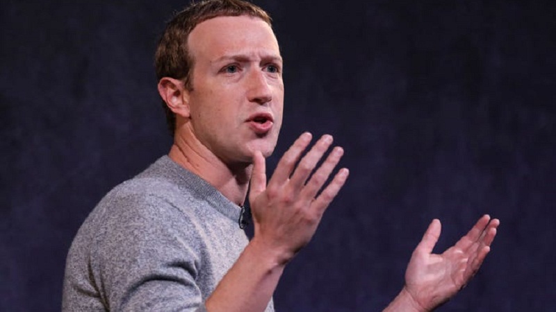 Bllokimi i rrjeteve sociale, bie me 7 miliardë dollarë pasuria e Mark Zuckerberg