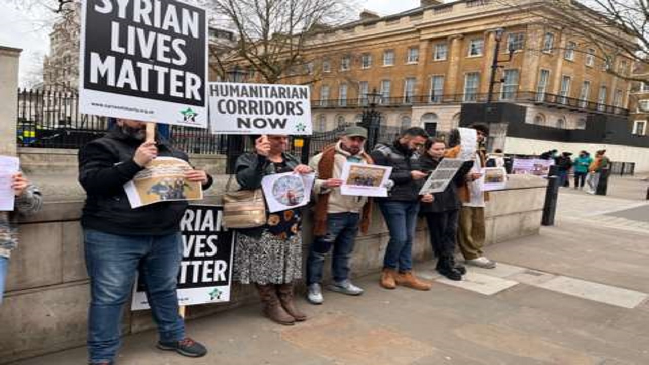 “Jetët e Sirisë kanë rëndësi”, zhvillohen protesta në Angli pas pasojave të tërmetit