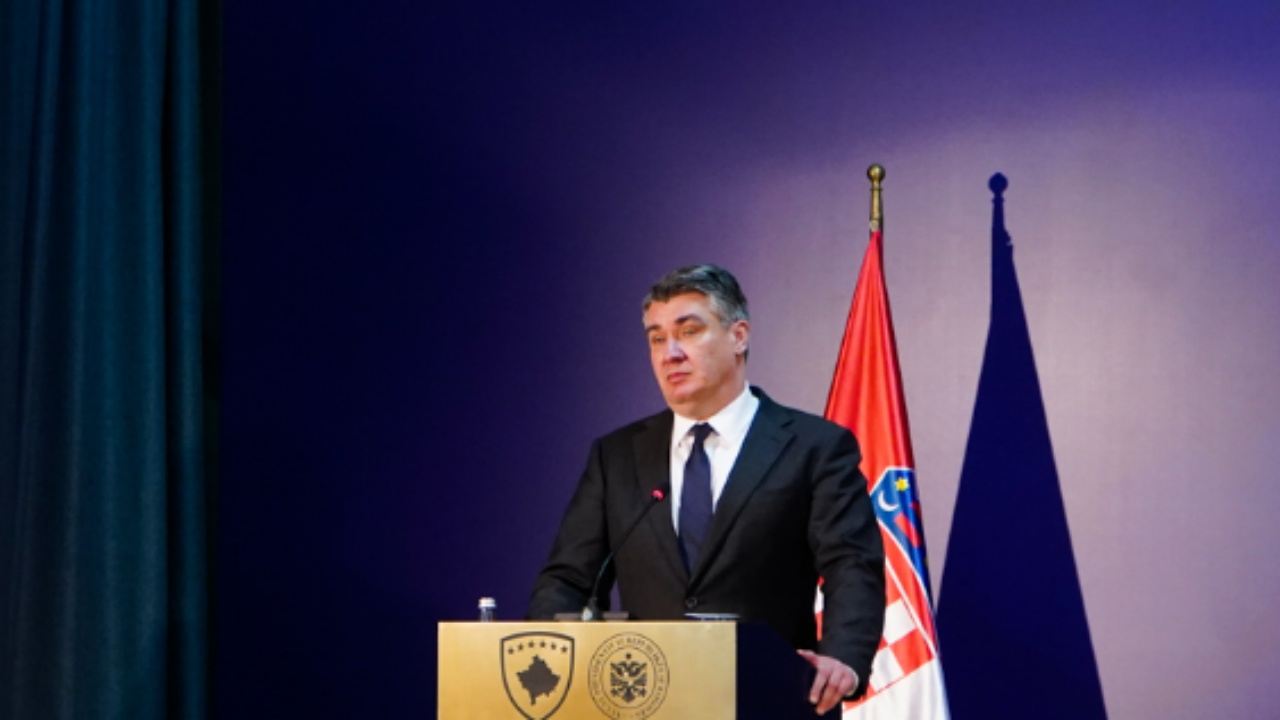 Presidenti kroat vizitë dy ditore në Shqipëri, shoqërohet nga bashkëshortja e tij dhe një delegacion zyrtar